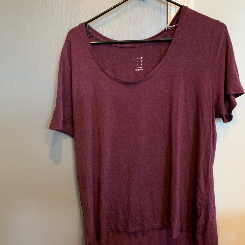 Women’s size XL short-sleeve tees NWT (2 pack)